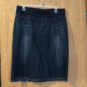 Denim skirt size 20 from skirt outlet 28 inches long